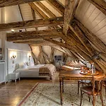 Orphee - Grosses Haus 3* Regensburg
