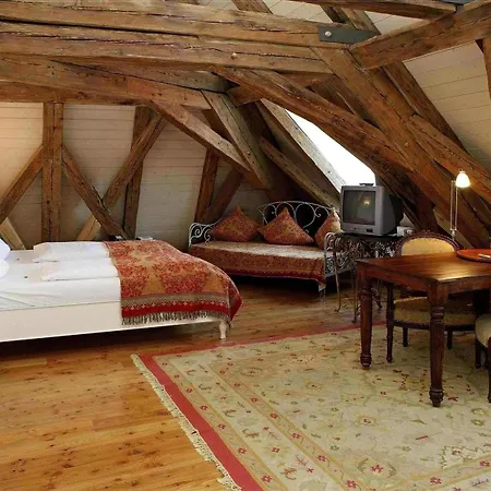 Orphee - Grosses Haus