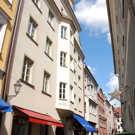 Orphée - Großes Haus Hotel Ratisbona