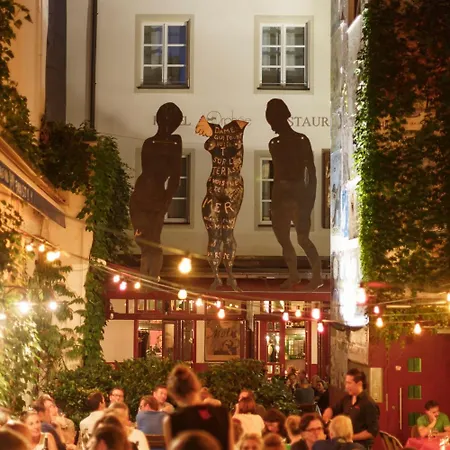 Otel Orphee - Grosses Haus 3*