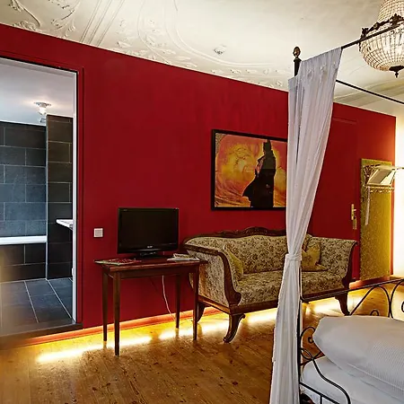Otel Orphee - Grosses Haus Regensburg