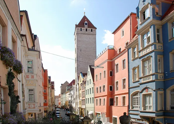 מלון Orphee - Grosses Haus 3*