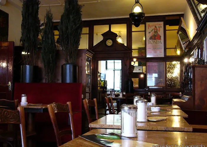 Orphee - Grosses Haus 3* רגנסבורג