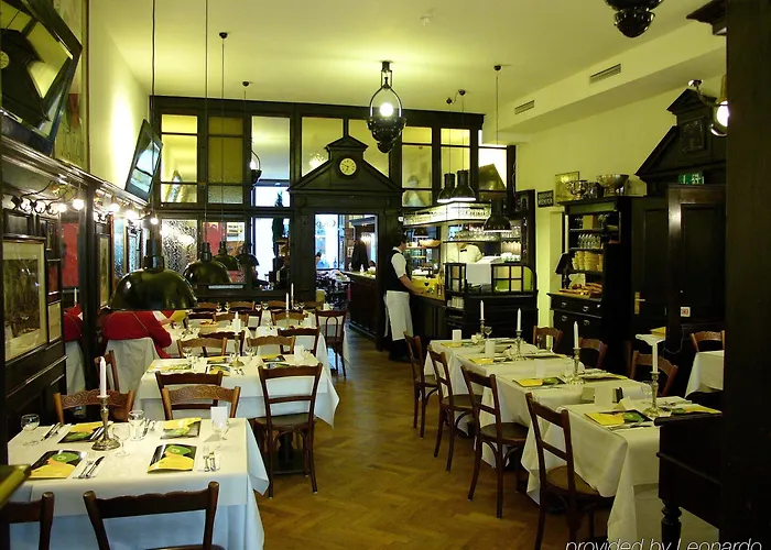 Orphee - Grosses Haus מלון 3*