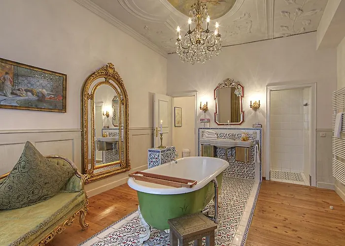 מלון Orphee - Grosses Haus 3*