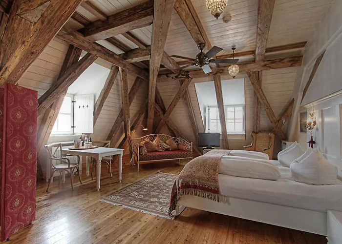 Orphee - Grosses Haus מלון 3*