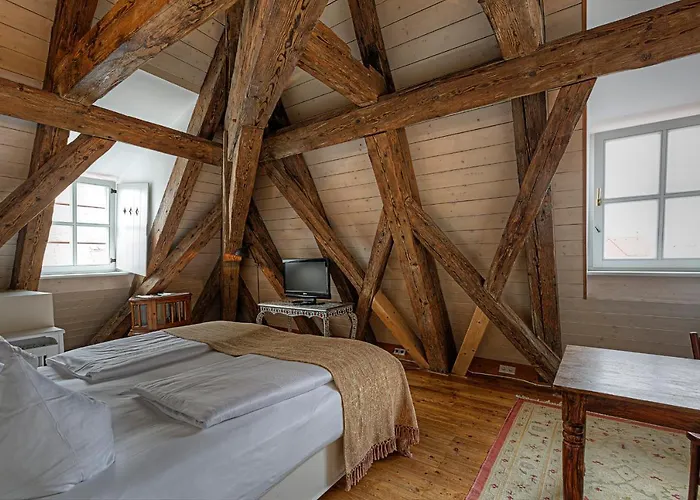 Orphee - Grosses Haus